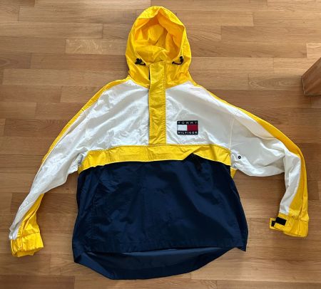 Tommy Hilfiger Rare Vintage Windbreaker 90s