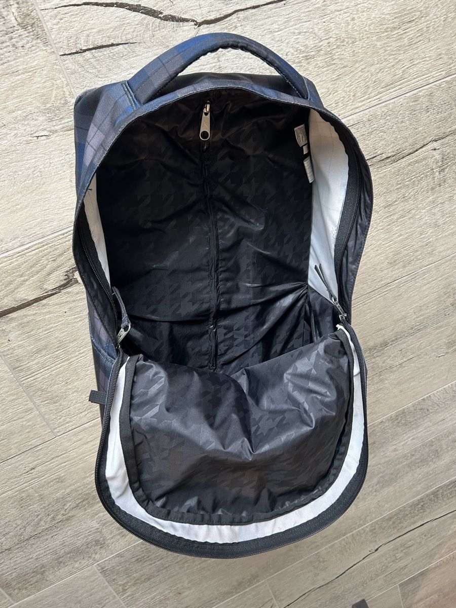 Sacs à dos: Rucksack mit Rollen – D'occasion à Bachenbülach par danielaa0102 4