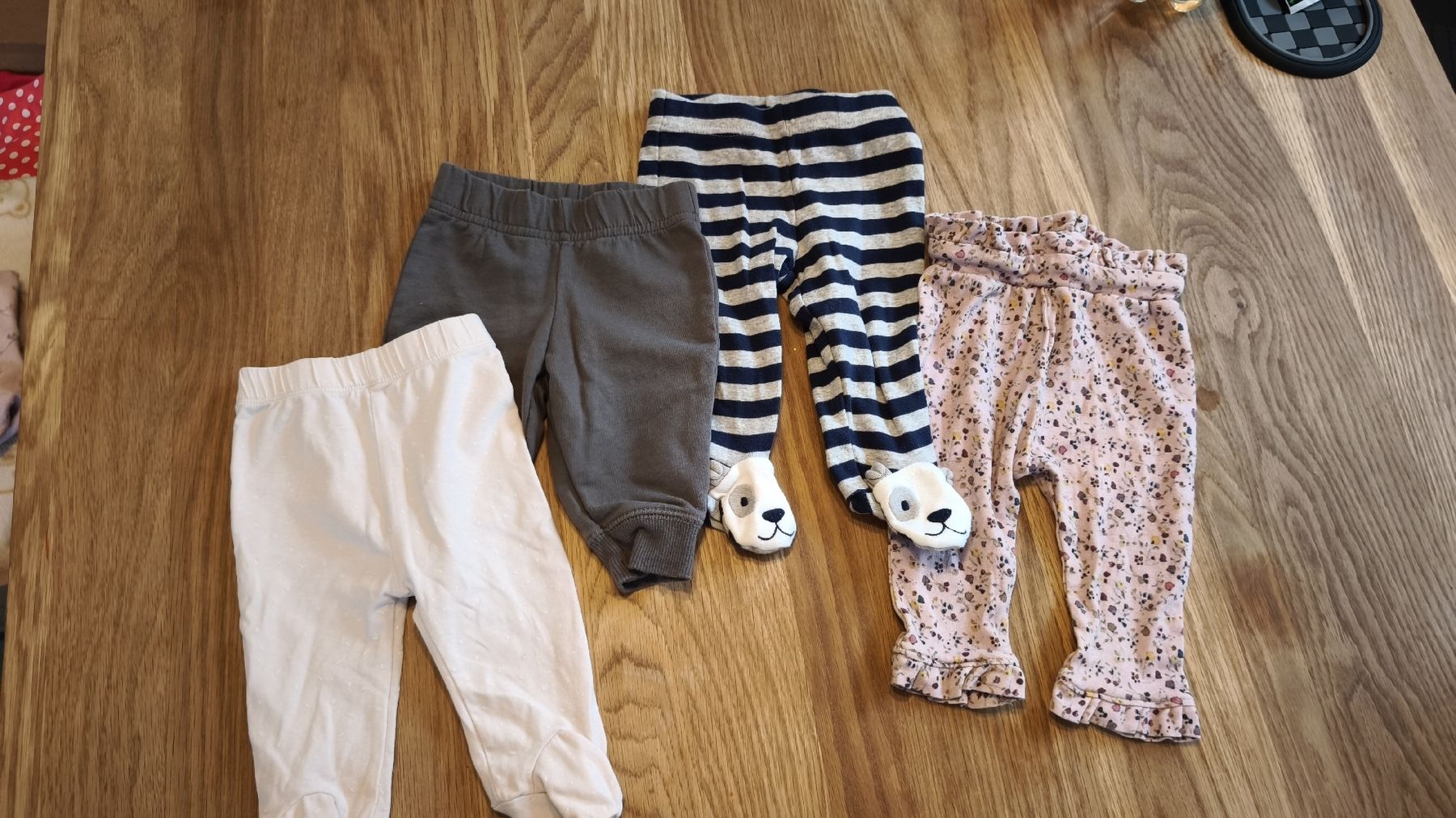 Pantaloni: 4 Hosen Grösse 56 – Usato da Gränichen venduto da H-wie-Holzig