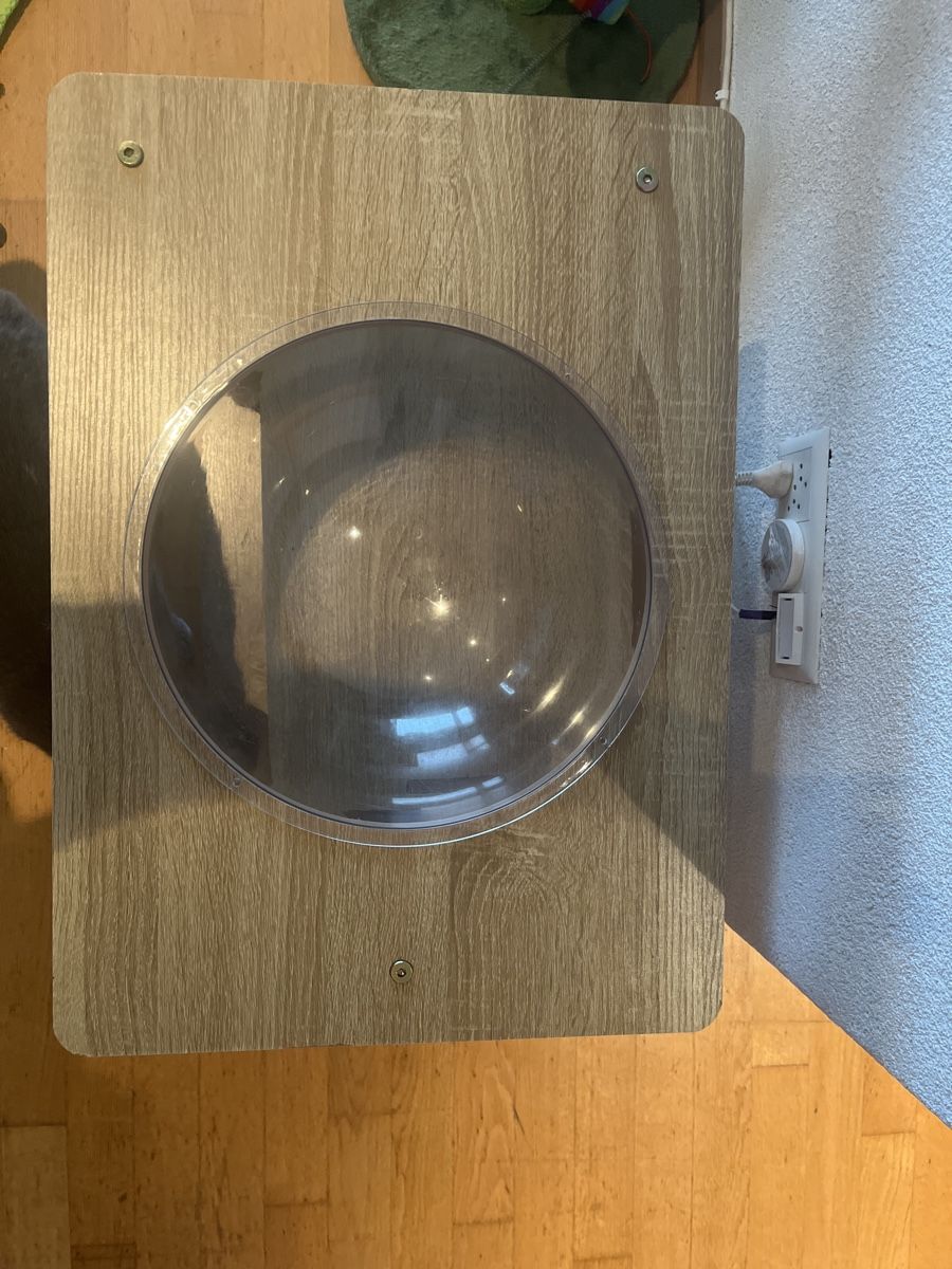 Tiragraffi: Meuble pour chat – Usato da Mont-sur-Lausanne venduto da Pioutch 1