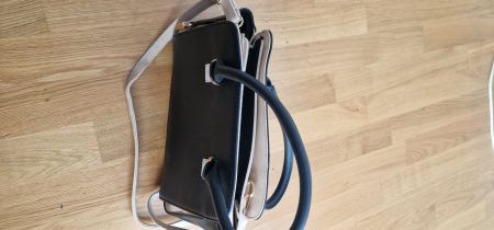 Schicke Handtasche in Schwarz/Beige – Top Zustand!