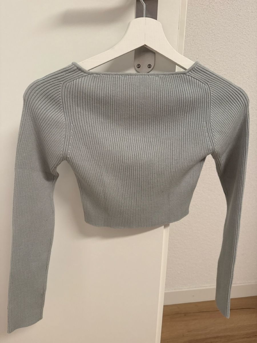 Zara Top: Verkaufe bis 1.8 danach Flohmarkt! – Nuovo (secondo la descrizione) da Menziken venduto da Ranma 1