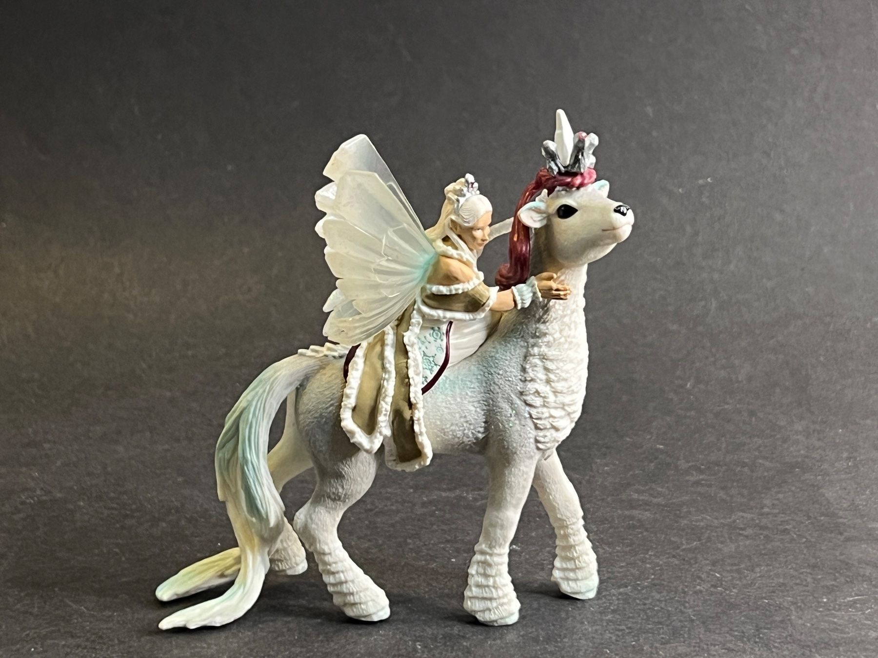 Schleich Statuette: Schleich Bayala Sunaya Elfenkönigin – Usato da Ennetbaden venduto da mapa05