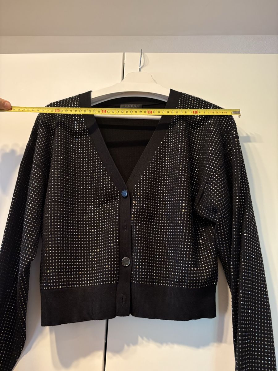 Guess Jacken: Guess Strickjacke mit Steinchen – Neu (gemäss Beschreibung) aus Bülach von kittygismo 5
