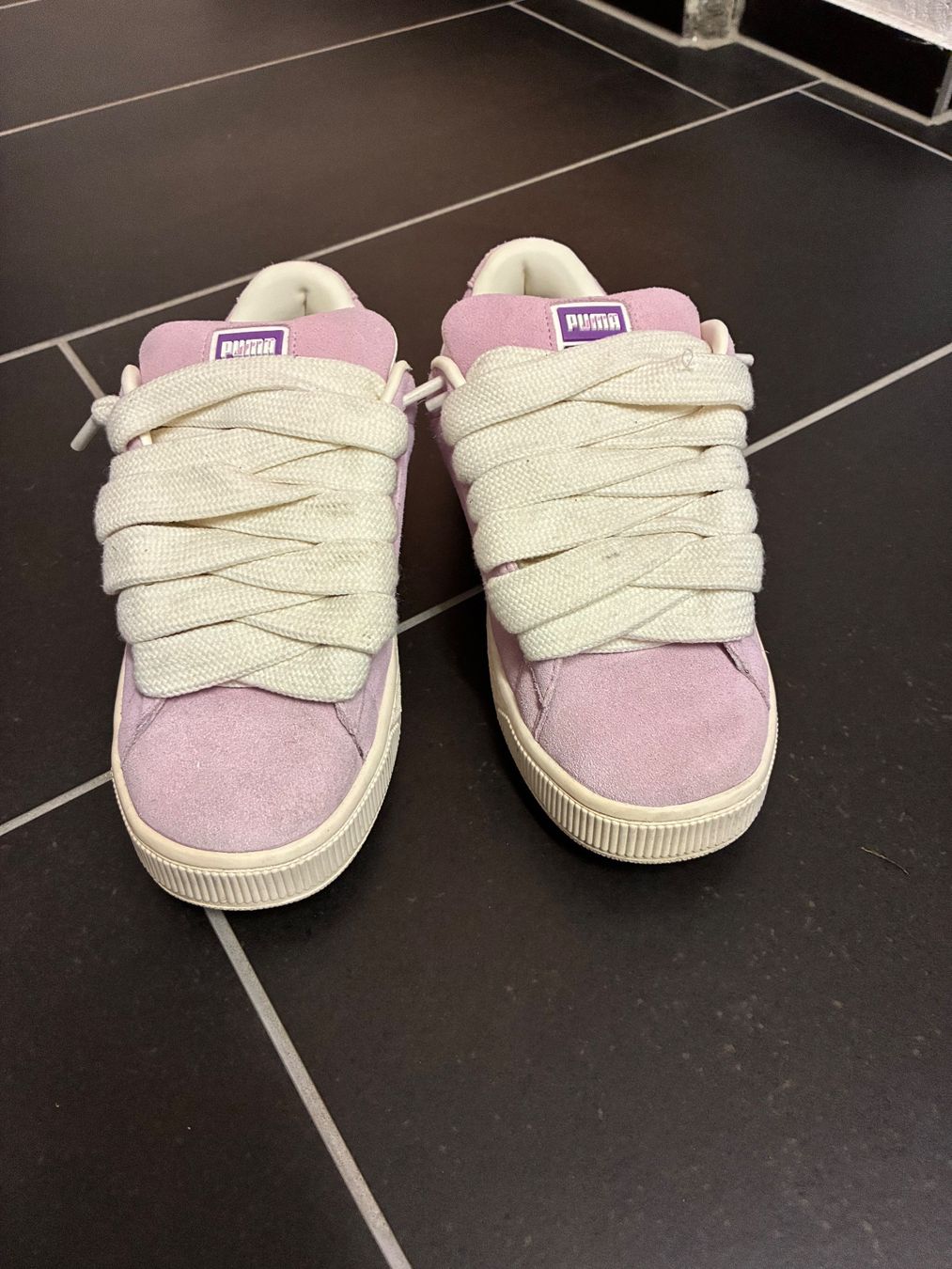Puma Chaussures hommes: Puma Suede Classic Lila Sneaker Grösse 41 – D'occasion à Sennhof par PaolaG01 1