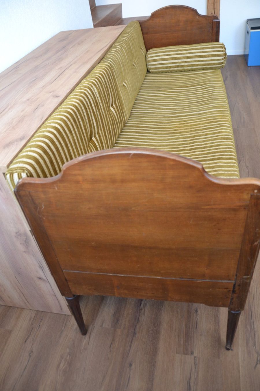 Sofas: Liegesofa antik – Gebraucht aus Beinwil am See von kajak55 2
