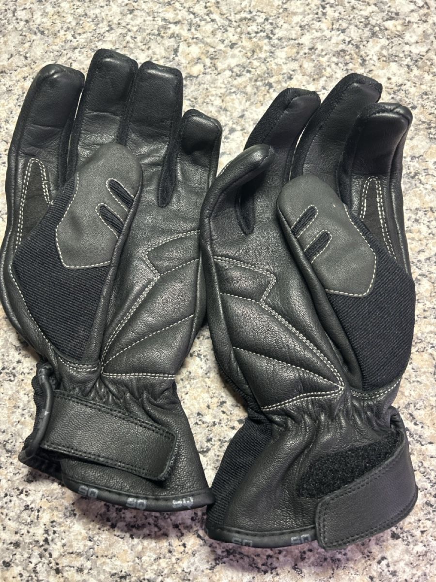 Altri accessori da uomo: Motorradhandschuhe Leder Schwarz Grösse L – Nuovo e nell'imballaggio originale da Thayngen venduto da nella1977 1