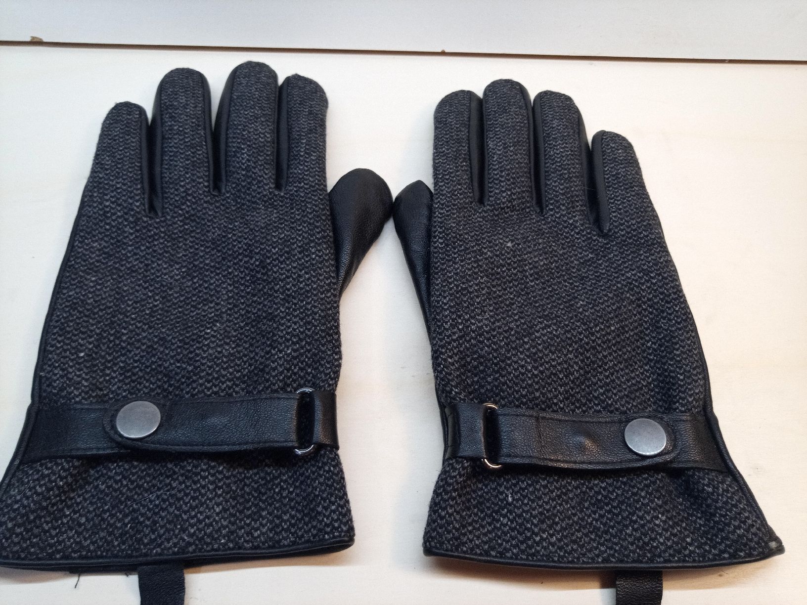 Autres accessoires hommes: Pier One Lederhandschuhe, Grösse L, neuwertig, – Neuf (Voir description) à basel par markusb07