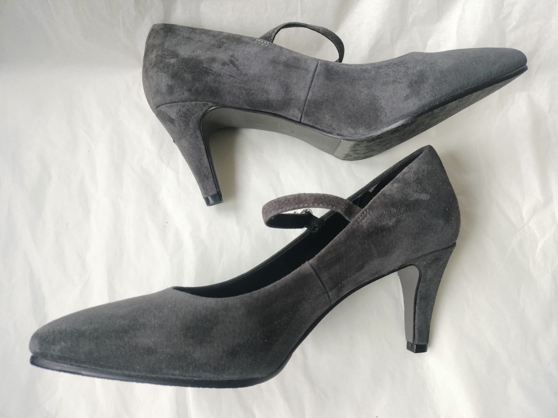 Roberto Santi Damenschuhe: Roberto Santi Pumps Grau, Gr. 37 – Gebraucht aus Aarau von Obdulia 2