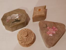 Small and beautiful set of 4 collector's boxes in stone