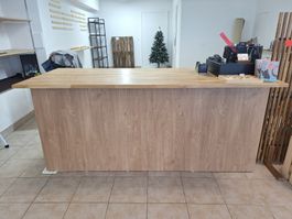 Comptoir de magasin