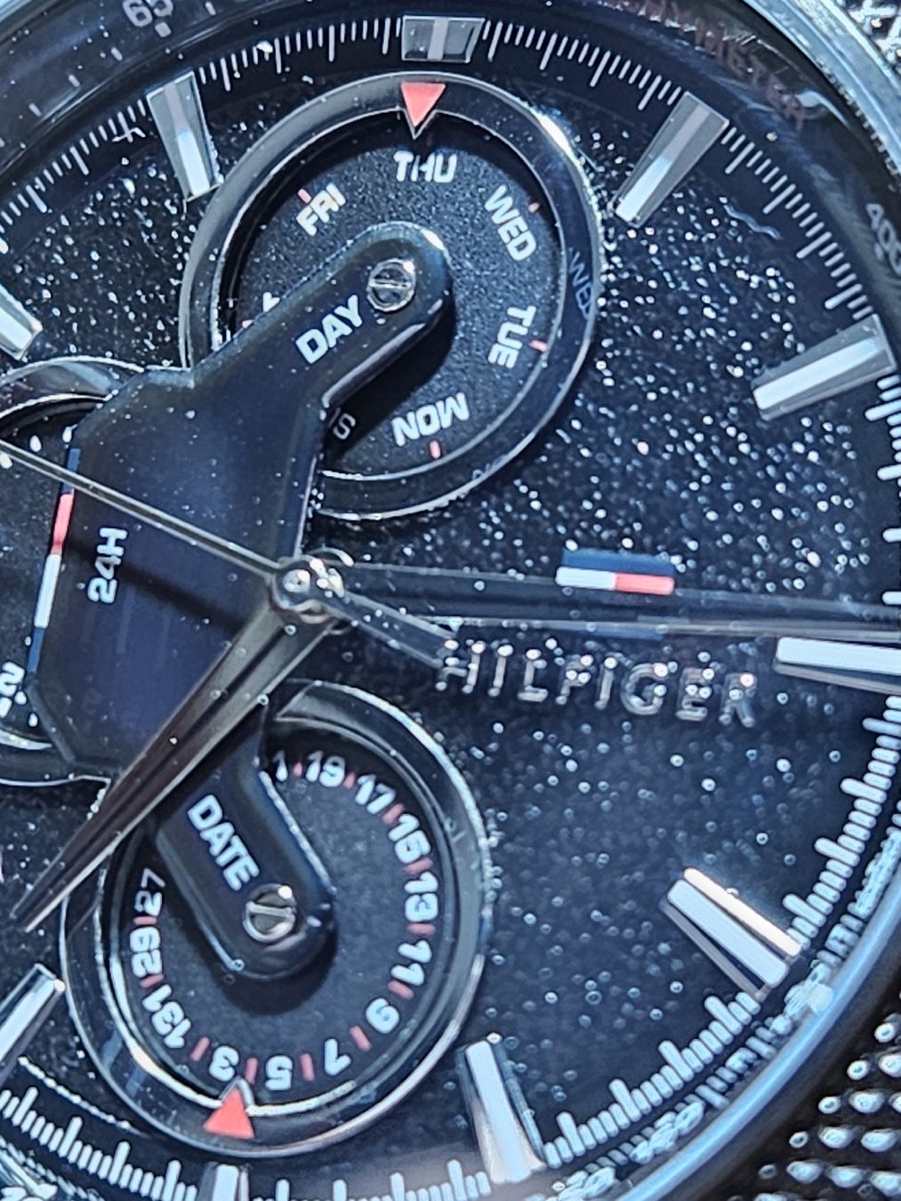 Tommy Hilfiger Orologi: Tommy Hilfiger Herrenuhr 46mm mit Box  – Usato da Flamatt venduto da pie_f9zm 2
