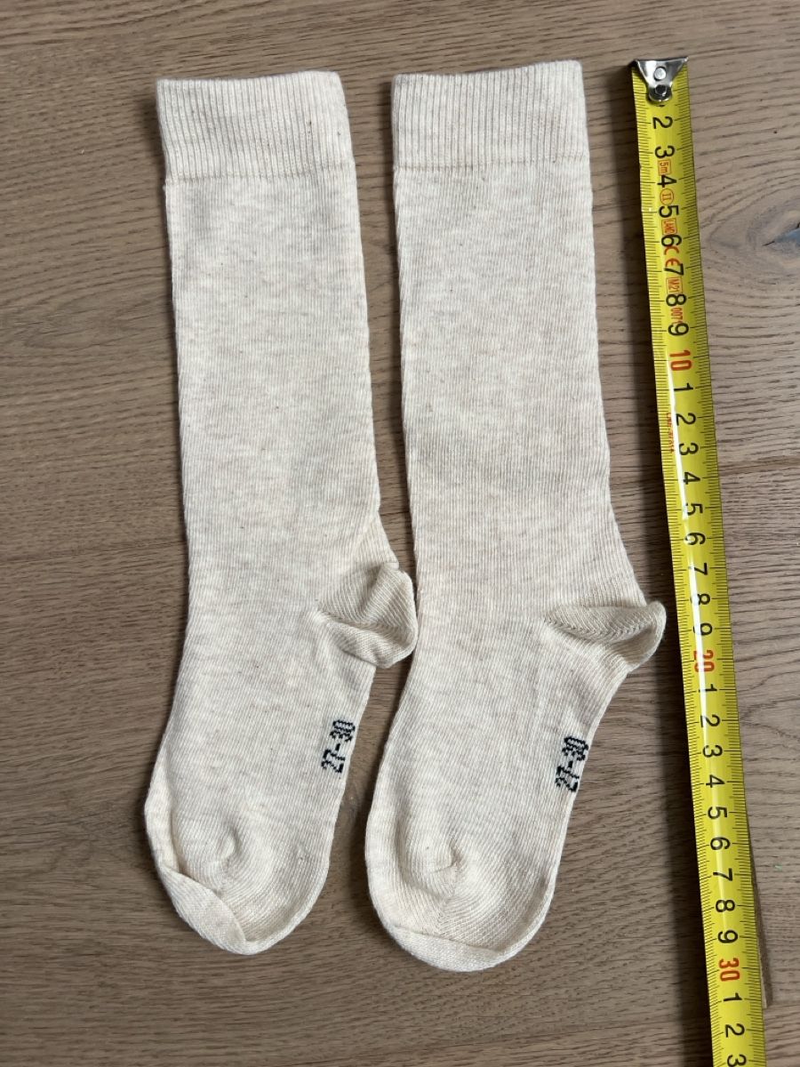Calze per bambini: Neu: Kinder Socken, Gr 27-30, Beige – Usato da Oensingen venduto da katepe