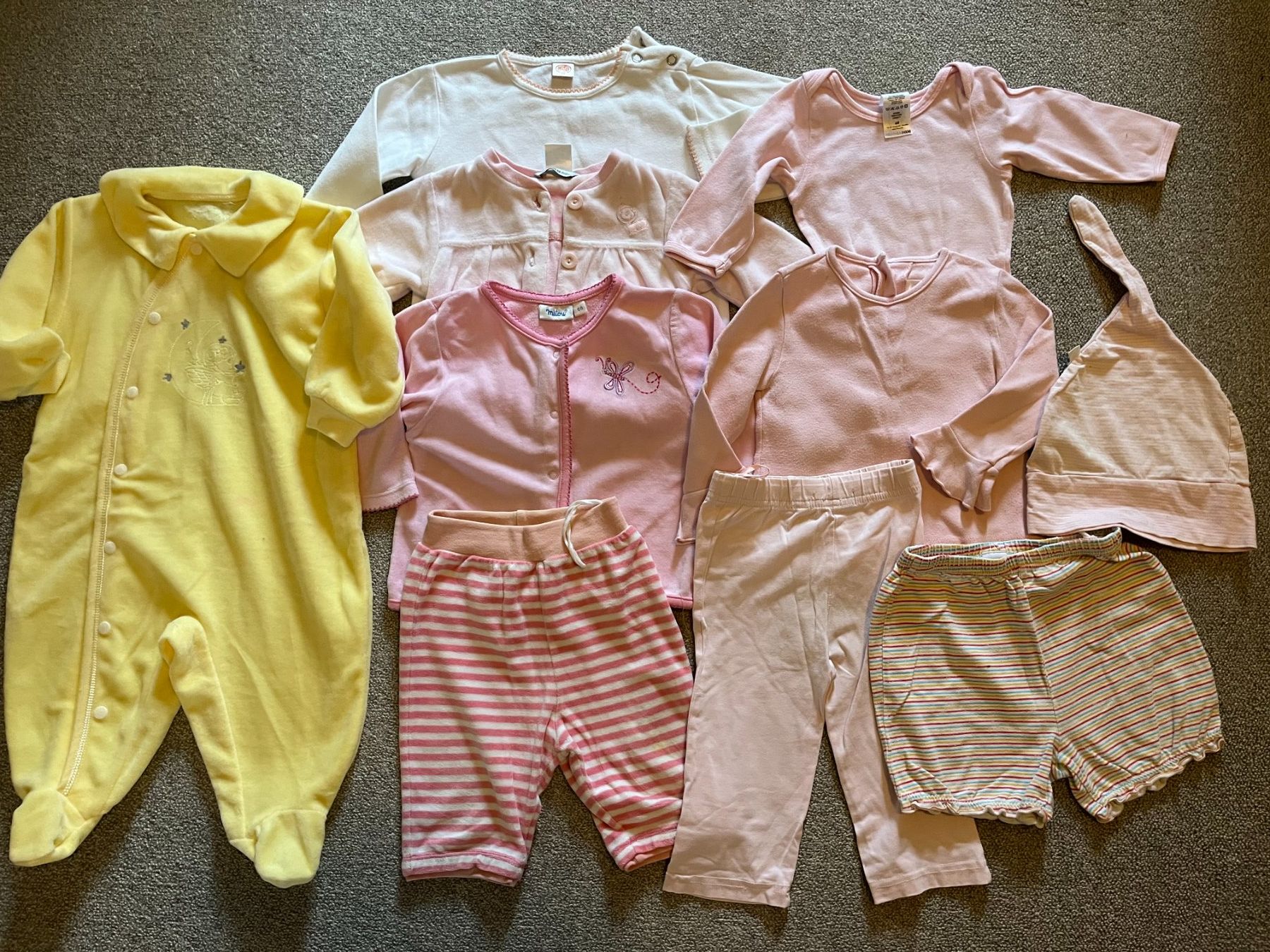 Lotti & Set di vestiti: 10-Teilig Set Baby Madchen gr 68-82 – Usato da Rekingen AG venduto da nederland1