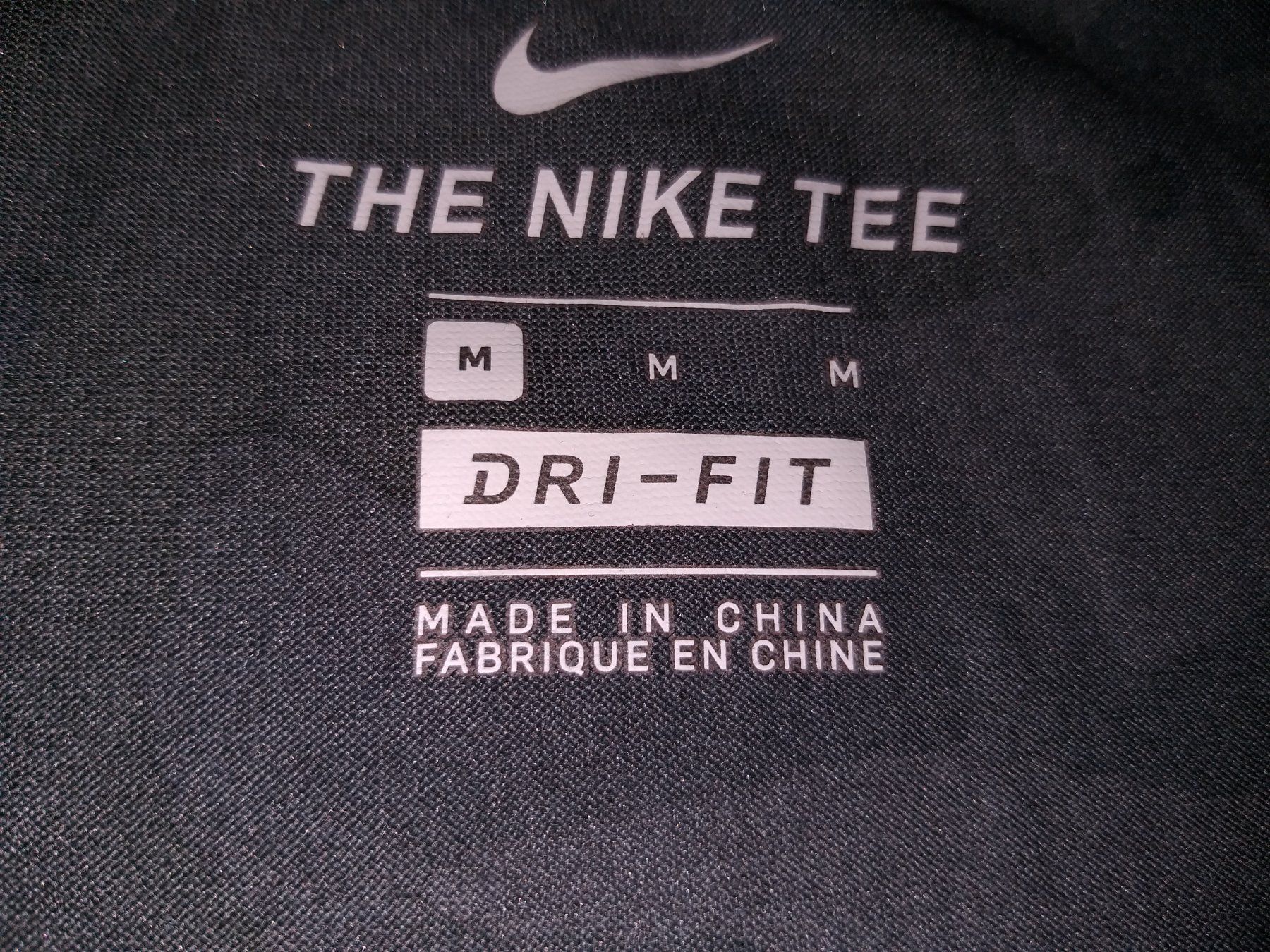 Nike T-shirt: T-Shirt NIKE  Taille / Grosse M – Usato da Cossonay-ville venduto da Super-Price-Quality 9