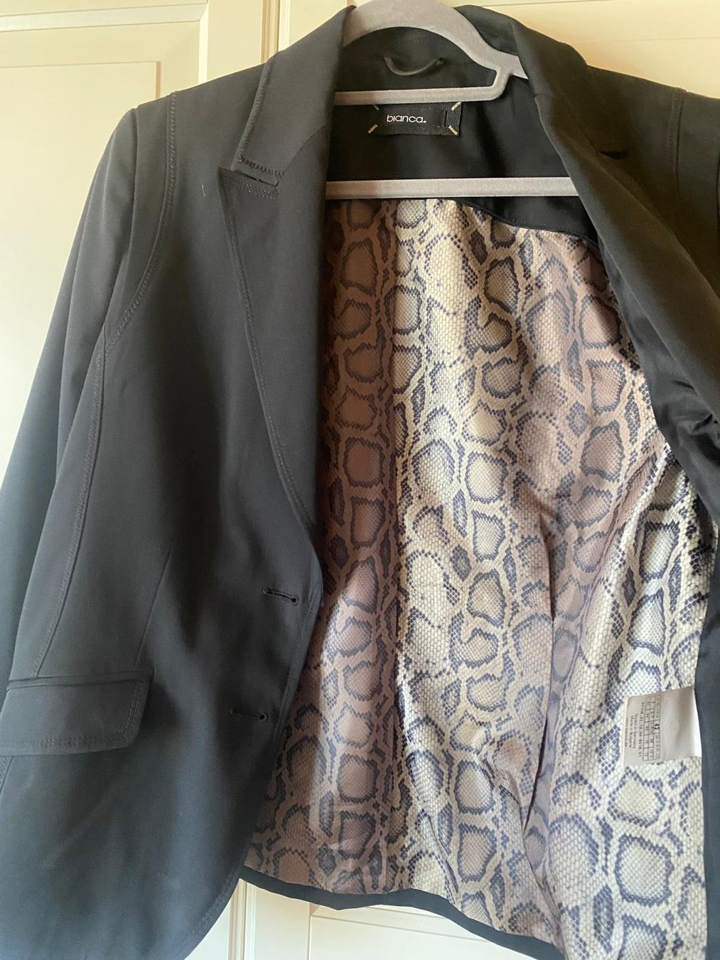 Jacken: Schwarzer schöner Blazer – Gebraucht aus Schongau von Officehelp 1