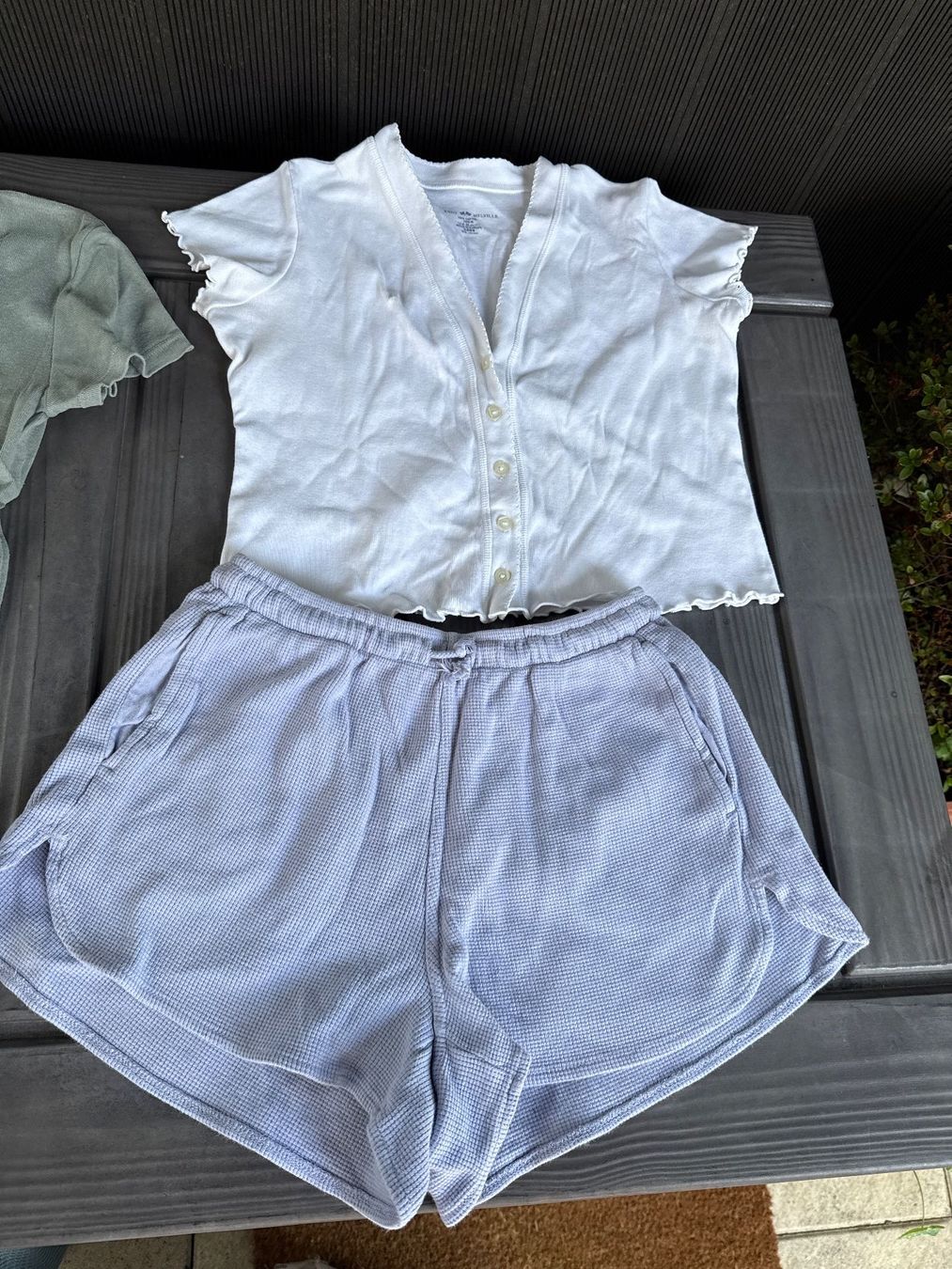 Kleiderpakete: Paket 4 - 5 Teile von Brandy Melville – Gebraucht aus Basel von jetzt-wird-gemistet 2