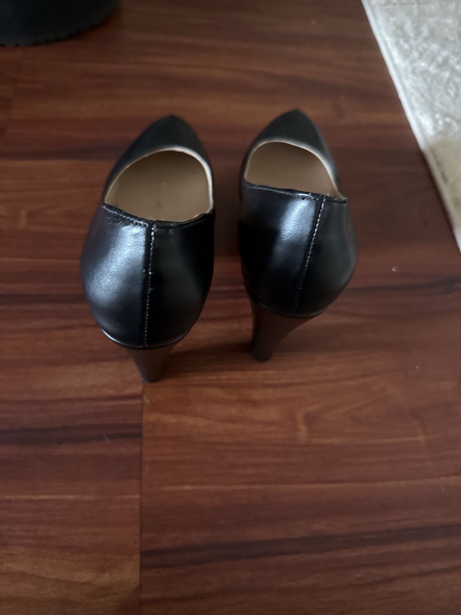 Damenschuhe: Pumps 37 – Gebraucht aus Luzern von chevy7779 2