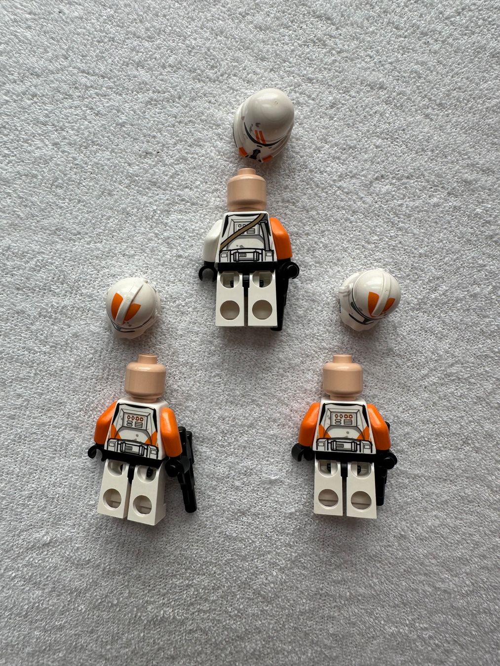 Lego Jouets: LEGO Star Wars 3x 212th Attack Clone Troopers – D'occasion à Bonstetten par simns_26 2