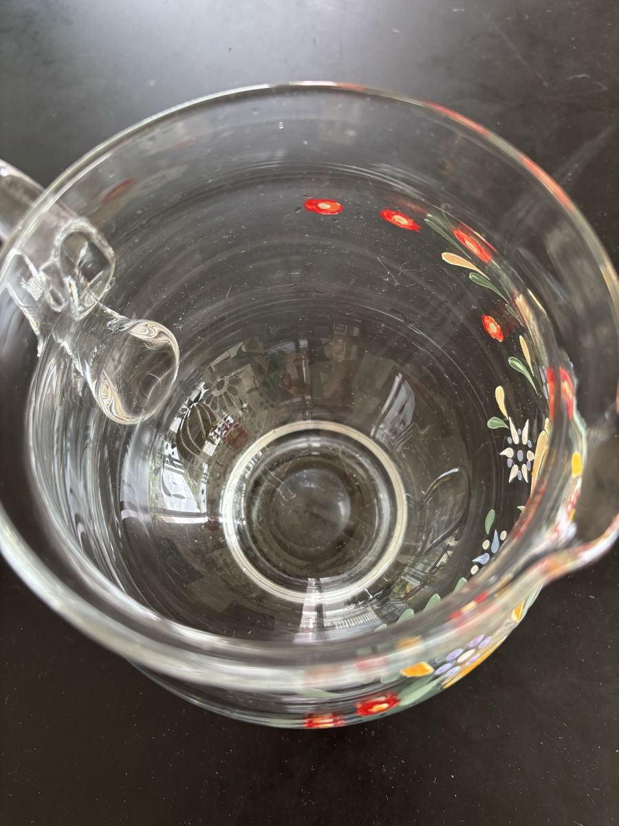 Caraffe: Handbemalter Glaskrug mit Blumenmuster, Frühlingsdeko – Usato da Wintersingen venduto da Symphoricarpos 2