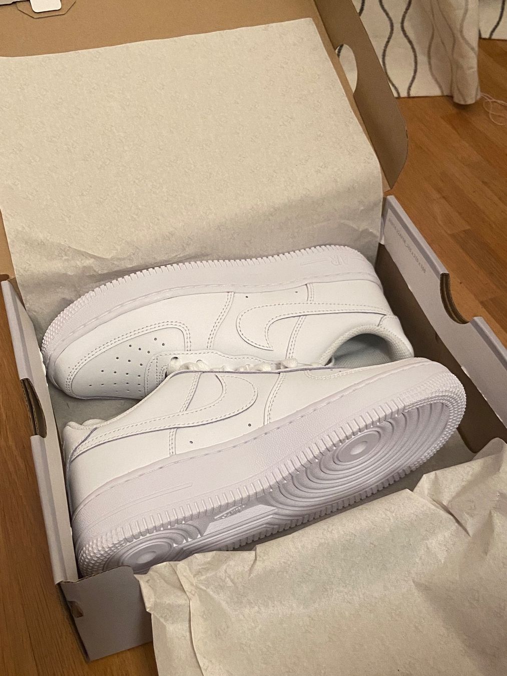 Nike Scarpe da uomo: Nike Air Force 1 – Nuovo e nell'imballaggio originale da Le Lignon venduto da Ana2831 5