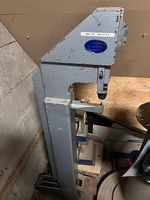 Automatische Nietpressmaschine pneumatisch