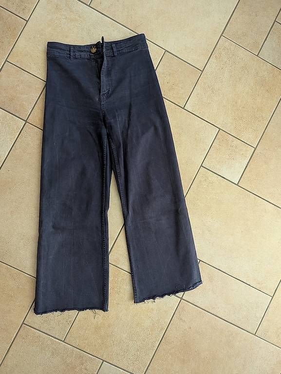 Hosen: Pantalon Stradivardius – Gebraucht aus Saillon von vic_xny8