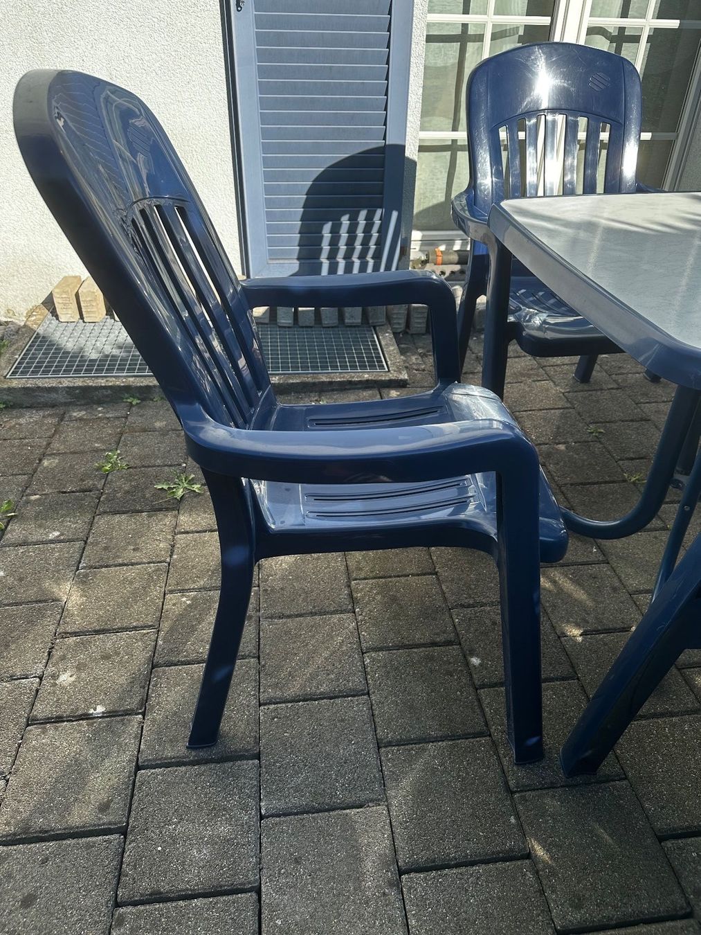 Set di tavolo e panche: Gartenmöbelset 5 Stühle mit Polsterauflage und Tisch – Usato da Wagenhausen venduto da vintagesecondhand 4