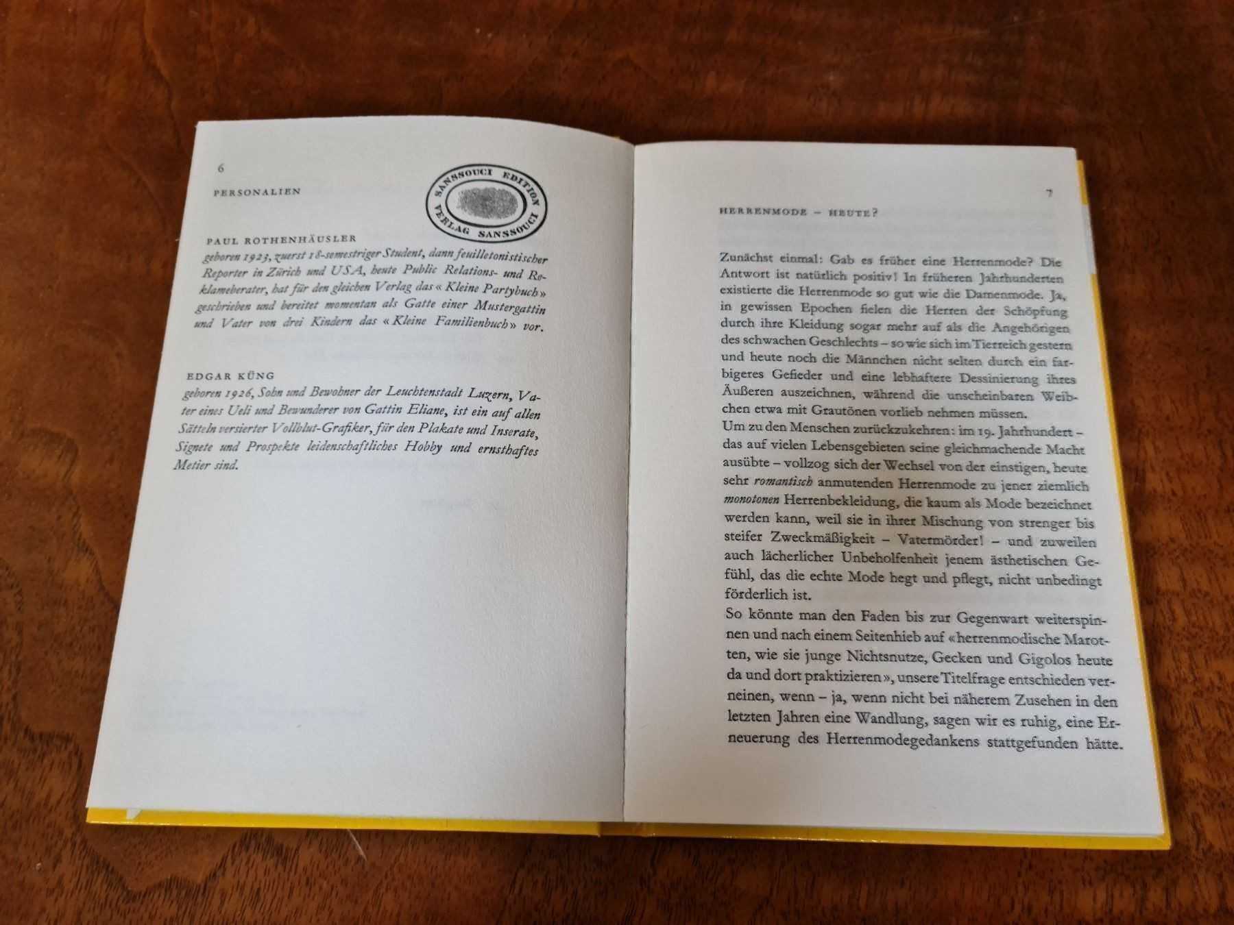 Libri: Das kleine Kleiderbuch – Usato da Erstfeld venduto da Uhu1980 1