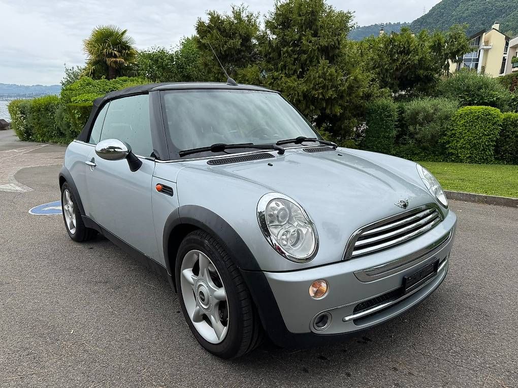 Autos: MINI Cooper Cabriolet 1.6  2005  Très bon état – Gebraucht aus Villeneuve VD von Iovana 1