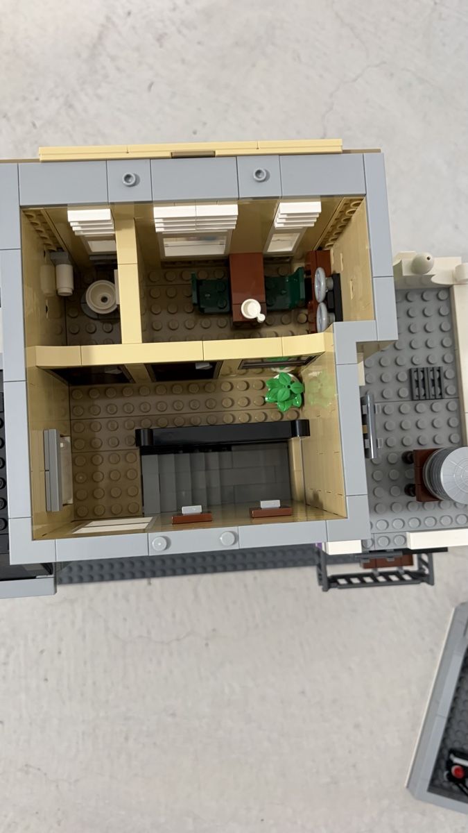 Lego Giocattoli: LEGO 10278 Polizeistation – Usato da Rotkreuz venduto da leo_2zc9 1