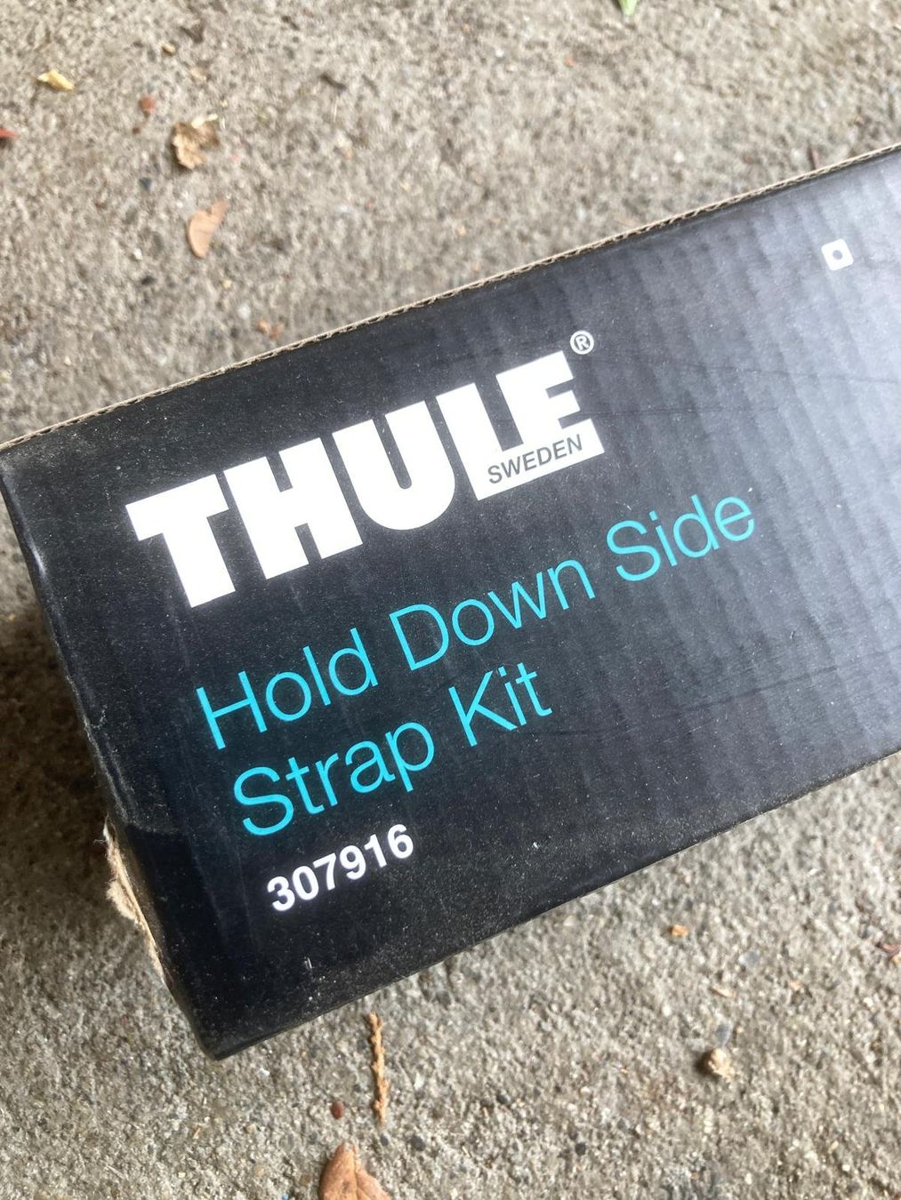 Thule Tende da sole: Hold Down Side Strap Kit von Thule für Campervans – Nuovo e nell'imballaggio originale da Luzern venduto da nodaris01
