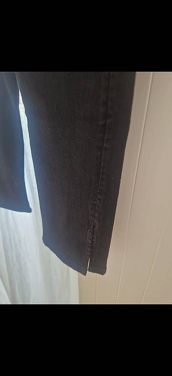 Jeans: Lange Highwaist Jeans – Gebraucht aus Liestal von loo_bh95 1