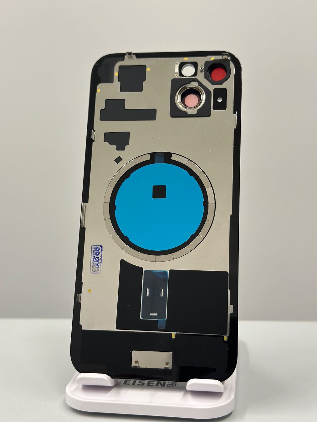 Covers & Schutzfolien: Vitre Cache Arrière iPhone 15 Plus Noir avec aimants – Neu und originalverpackt aus Zug von ElPhone 1