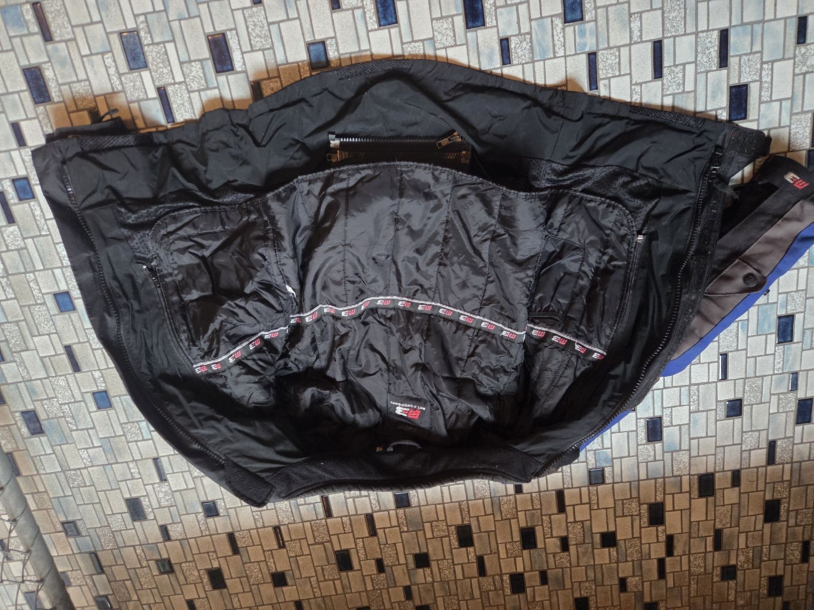 Giacche: Motoradjacke Damen 38 – Usato da Basel venduto da johanna.ke 1