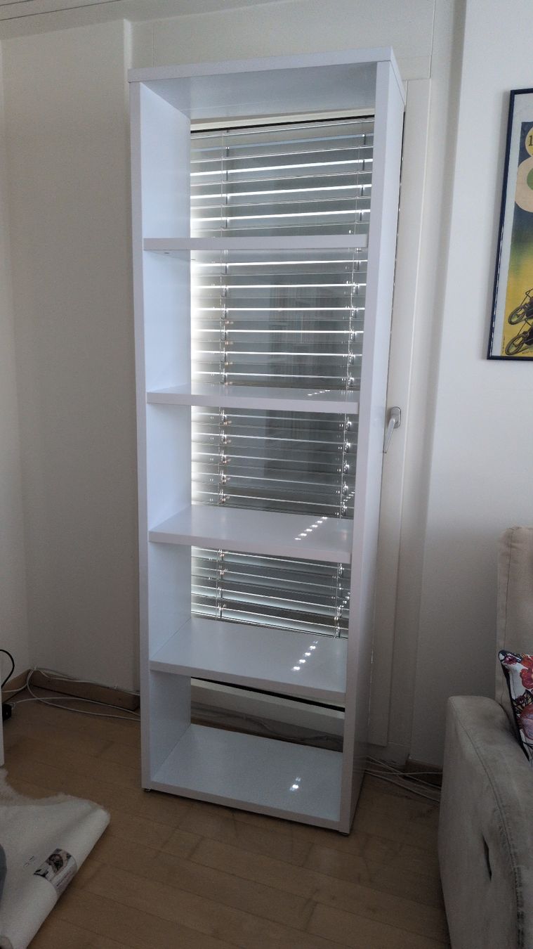 Scaffali: Tall bookcase FREE GRATIS – Usato da Küsnacht ZH venduto da moggylover