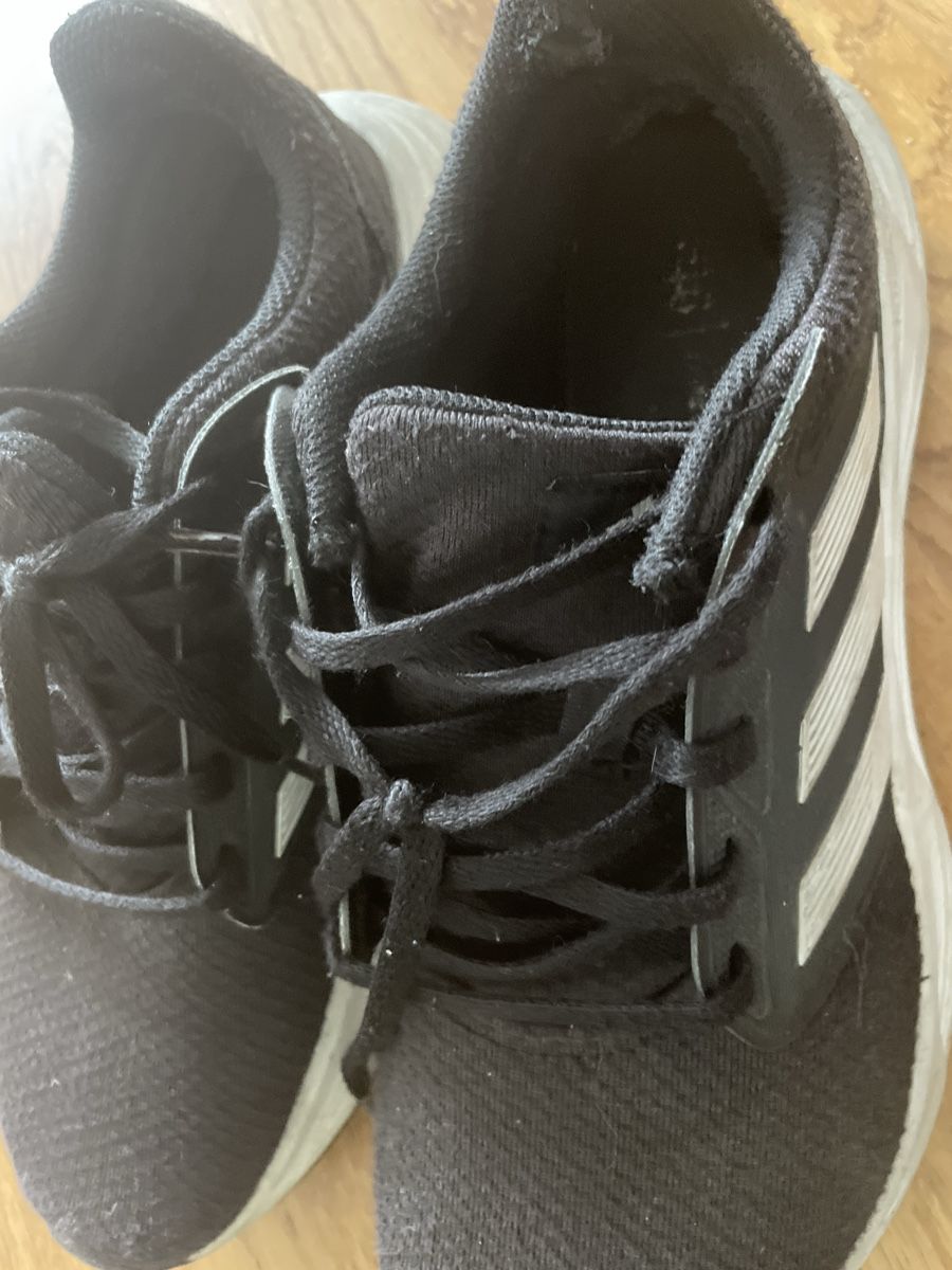 Adidas Herrenschuhe: Adidas Cload Foam Gr.42 – Gebraucht aus Baar von Vili7 1
