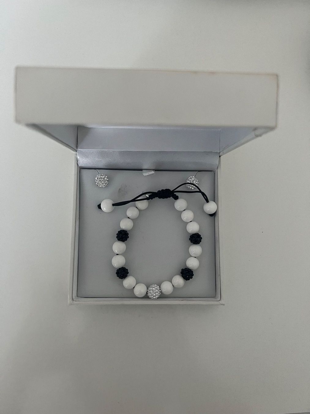 Bracciali & Braccialetti: Schmuckset: Ohrringe und Armband – Usato da Schaffhausen venduto da mary.d