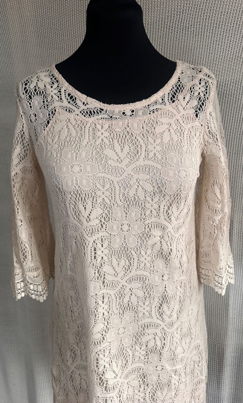 H&M Vestiti: Beiges Spitzenkleid von H&M Gr. S – Usato da Muri AG venduto da Shoshana5 2