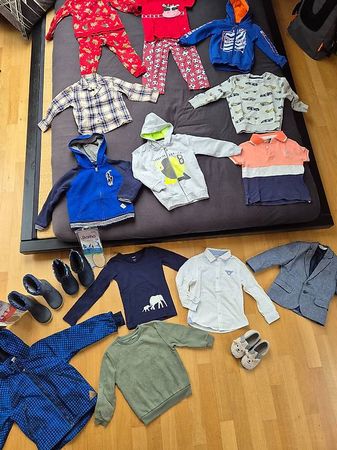 Jungenkleiderpaket Gr. 104