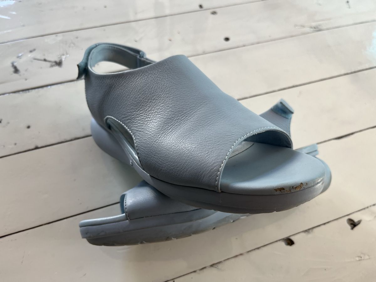 Camper Scarpe da donna: Camper Sandalen Gr 40 hellblau – Usato da Rüti ZH venduto da huzzelrock 2