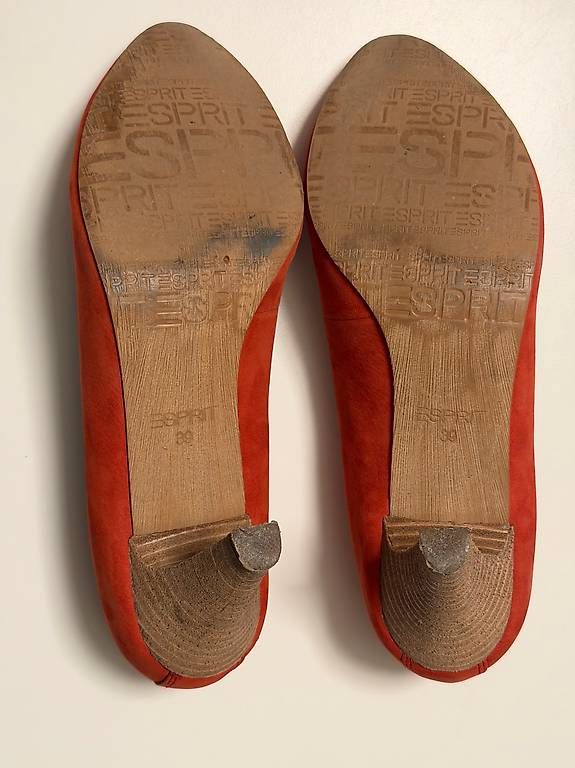 Esprit Scarpe da donna: Pumps ESPRIT Grösse 39 – Usato da Basel venduto da zzzth77x 3