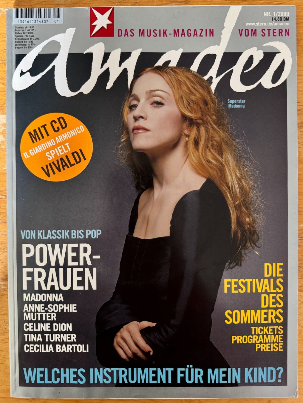 Zeitschriften & Magazine: Madonna Magazine Amadeo Summer 2000 – Gebraucht aus Lausanne von davzic