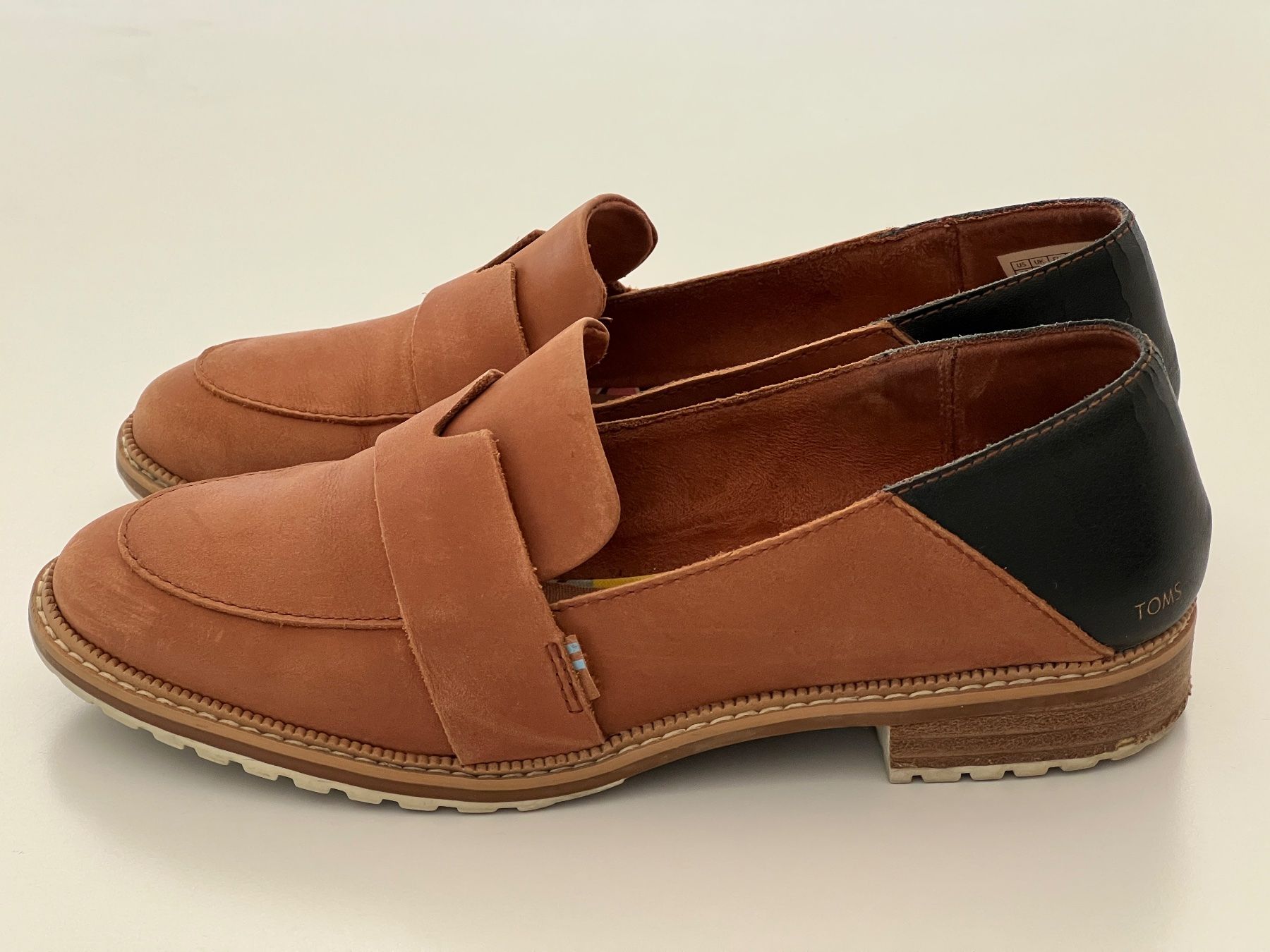 Toms Scarpe da donna: TOMS Loafers Slipper Leder 38 38.5 hellbraun – Usato da Büetigen venduto da Jabo 3