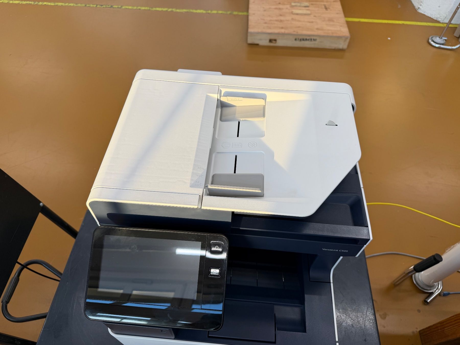 Xerox Imprimantes: Xerox VersaLink C505-Farb-Multifunktionsdrucker – D'occasion à Dietlikon par ComdatAG 8