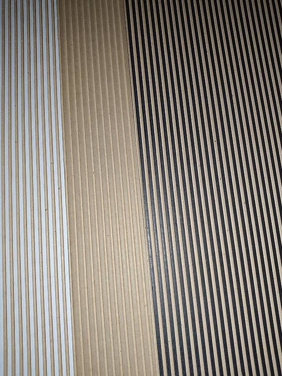 Alle Werkzeuge: Cartone ondulato – Gebraucht aus Camorino von Goccia