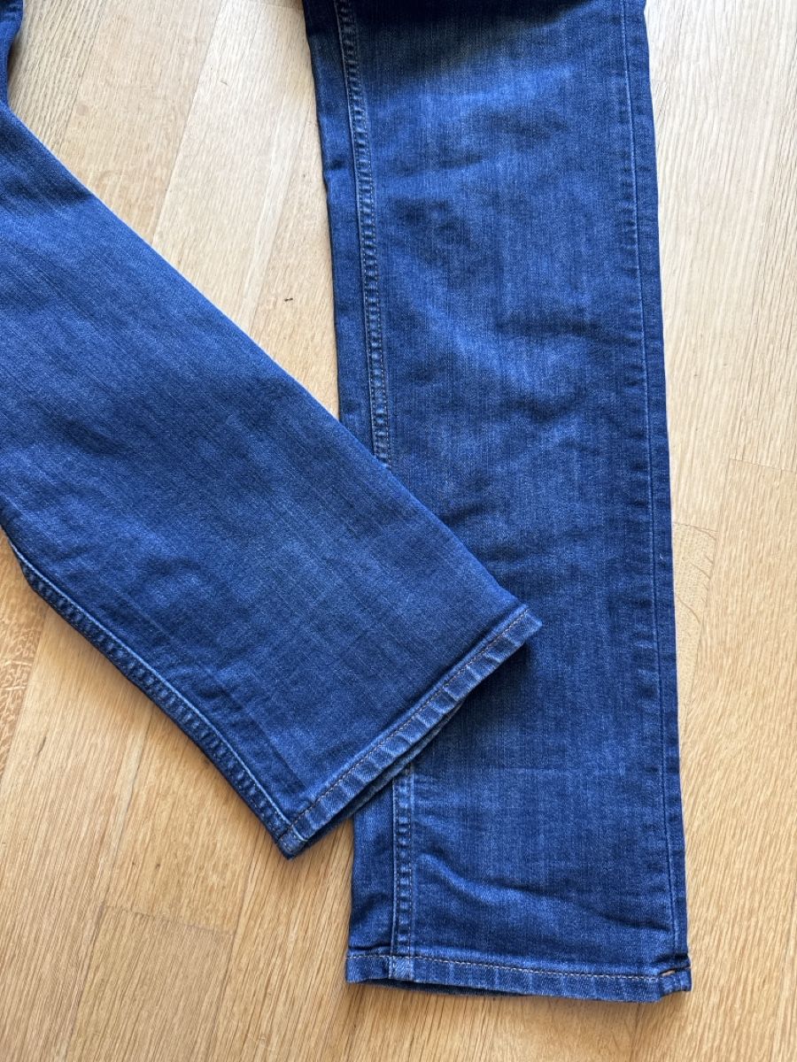 Lee Jeans: Lee Jeans Gr. 30/34 Modell Daren – Usato da Mauren venduto da ducducturi 1