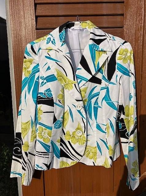 Jacken: Veste T 36 100% coton – Gebraucht aus Colombier VD von DENYSE01