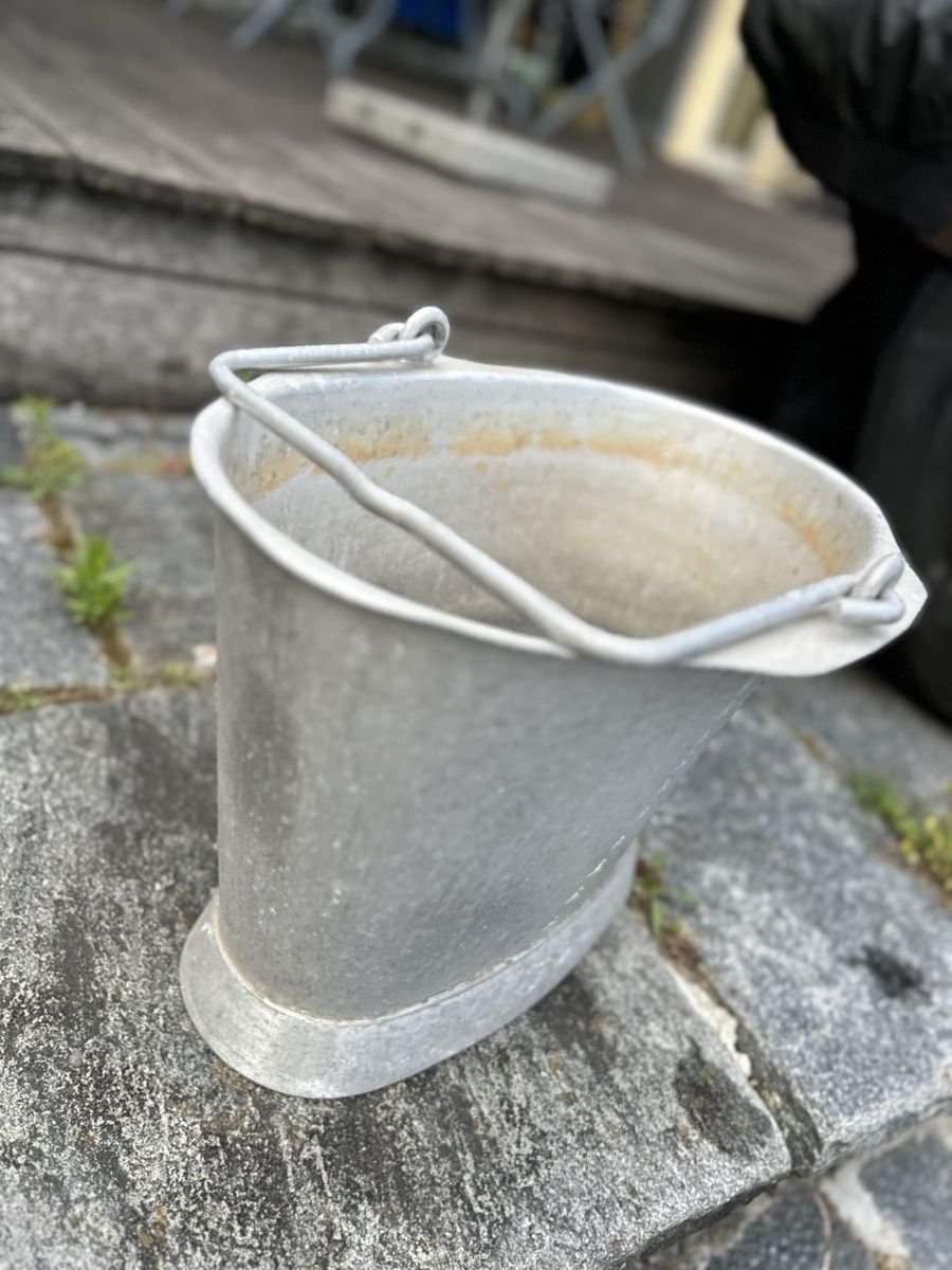 Altro per la casa: Melkkübel – Usato da Birmenstorf AG venduto da bir_9tbh 3