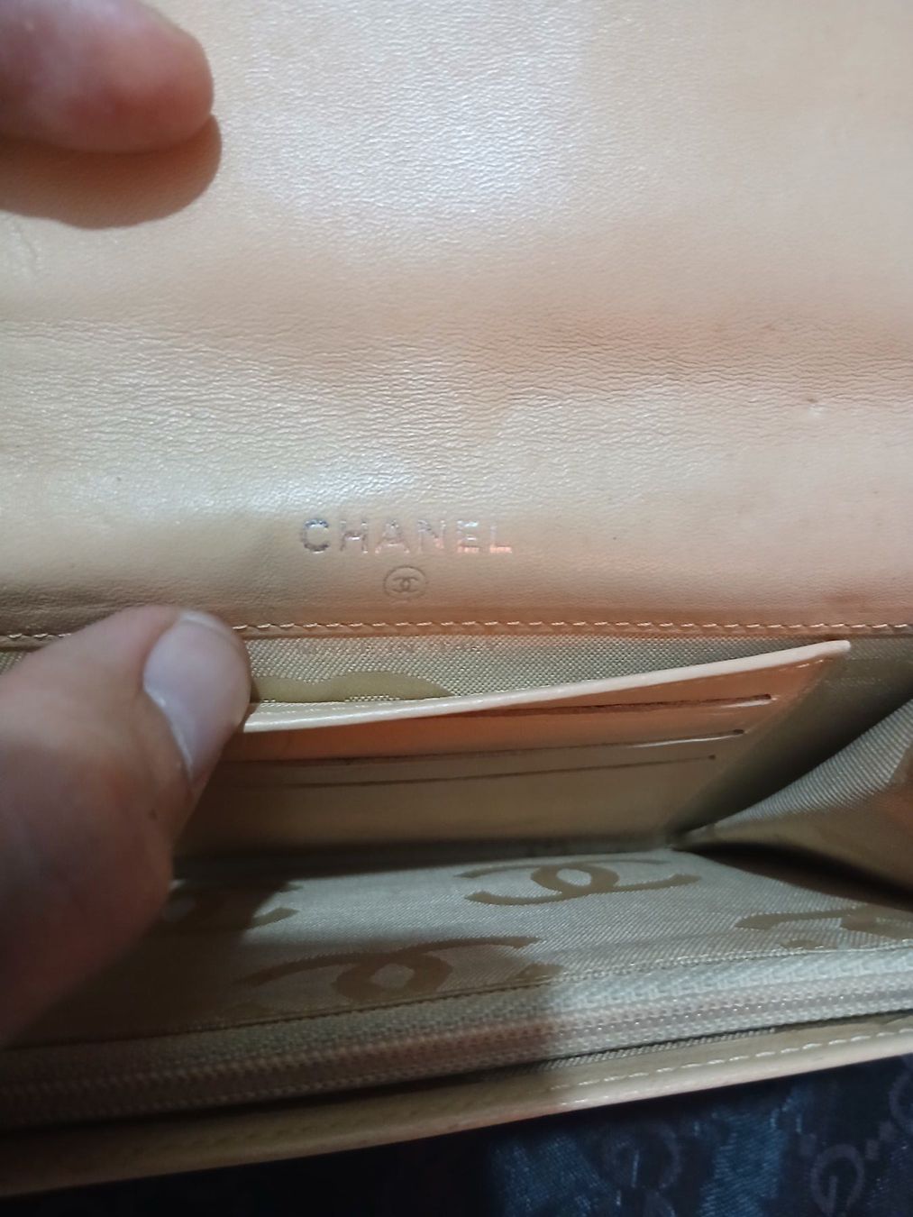 Chanel Portemonnaie: CHANEL Cambon porte monnaie – Gebraucht aus Le Grand-Saconnex von Rgt87 7